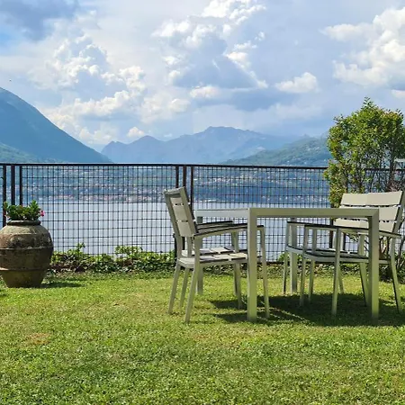 Gli Ulivi - Ushuaia & Garden View - Free Parking Apartment Perledo